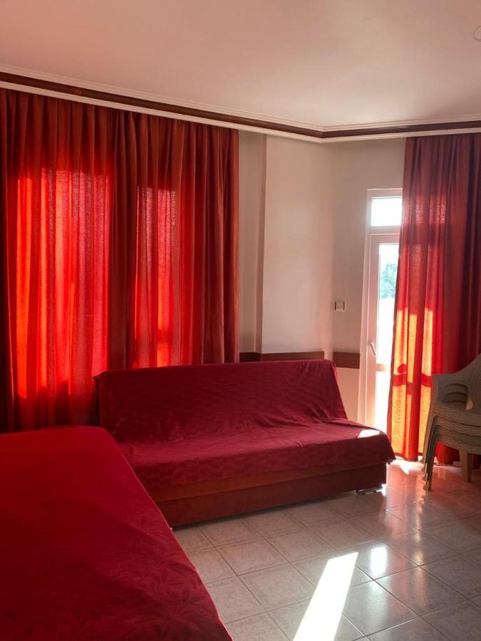 אלאניה Lavinia Apart & Hotel מראה חיצוני תמונה