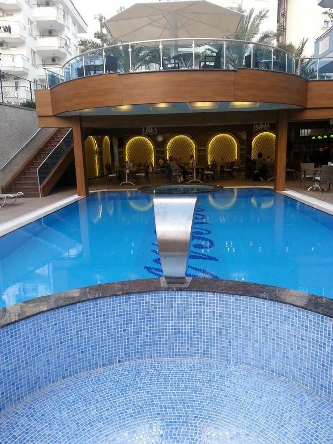 אלאניה Lavinia Apart & Hotel מראה חיצוני תמונה