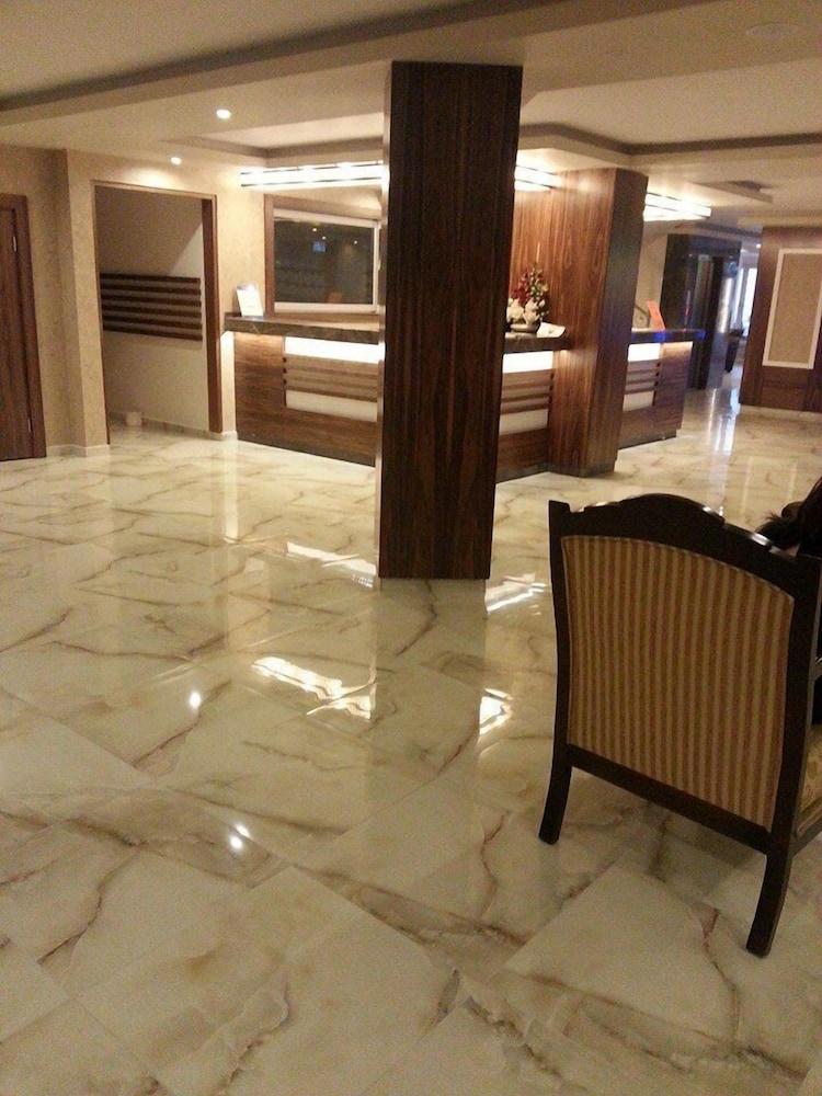 אלאניה Lavinia Apart & Hotel מראה חיצוני תמונה