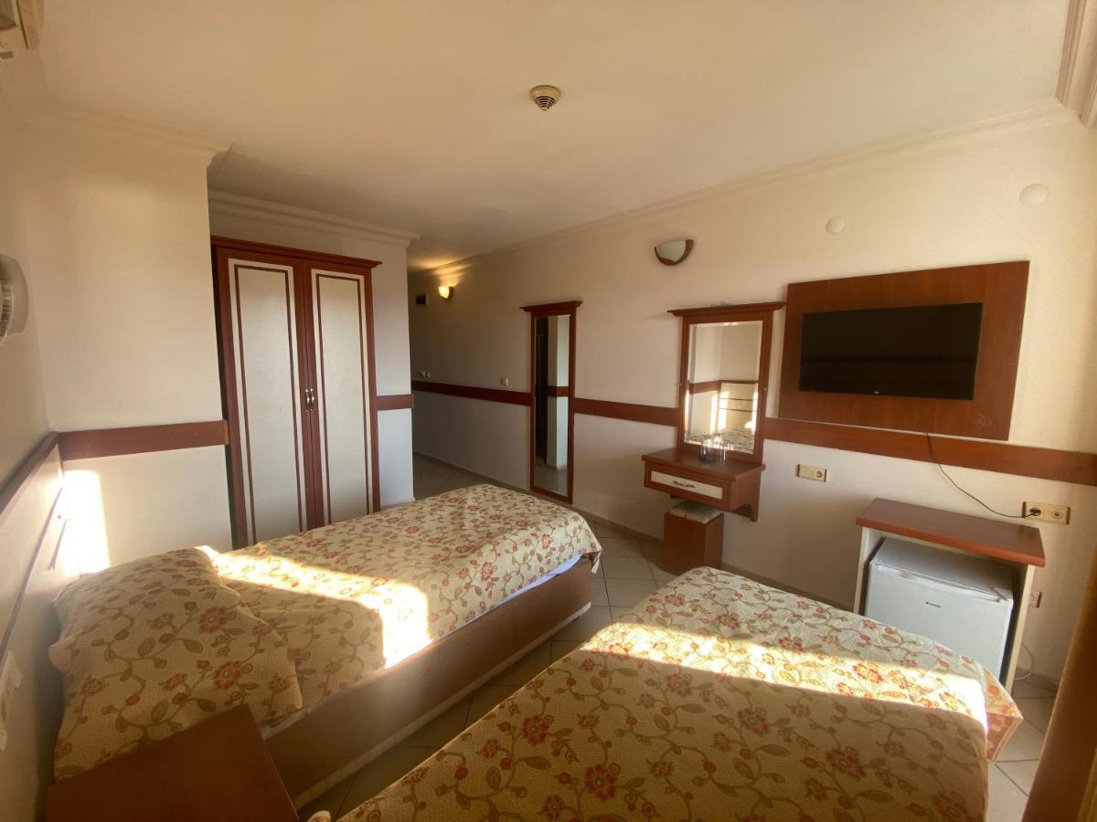 אלאניה Lavinia Apart & Hotel מראה חיצוני תמונה