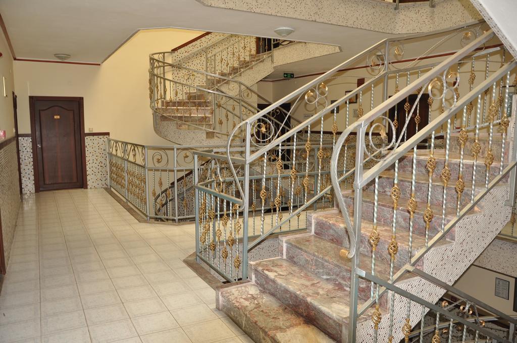 אלאניה Lavinia Apart & Hotel מראה חיצוני תמונה