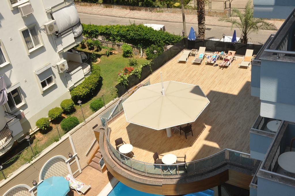 אלאניה Lavinia Apart & Hotel מראה חיצוני תמונה