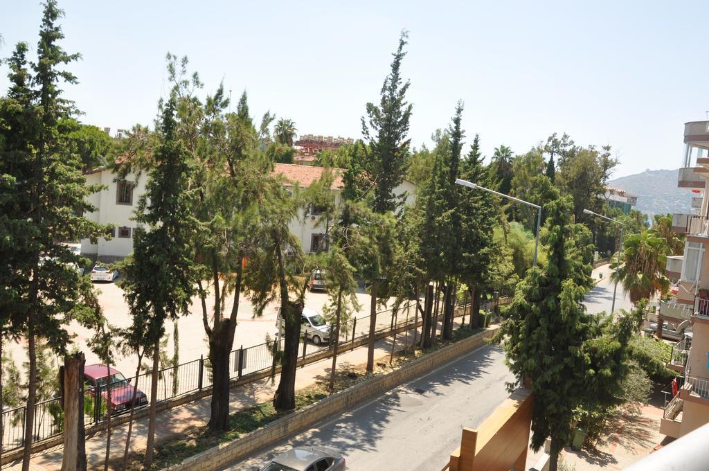 אלאניה Lavinia Apart & Hotel מראה חיצוני תמונה